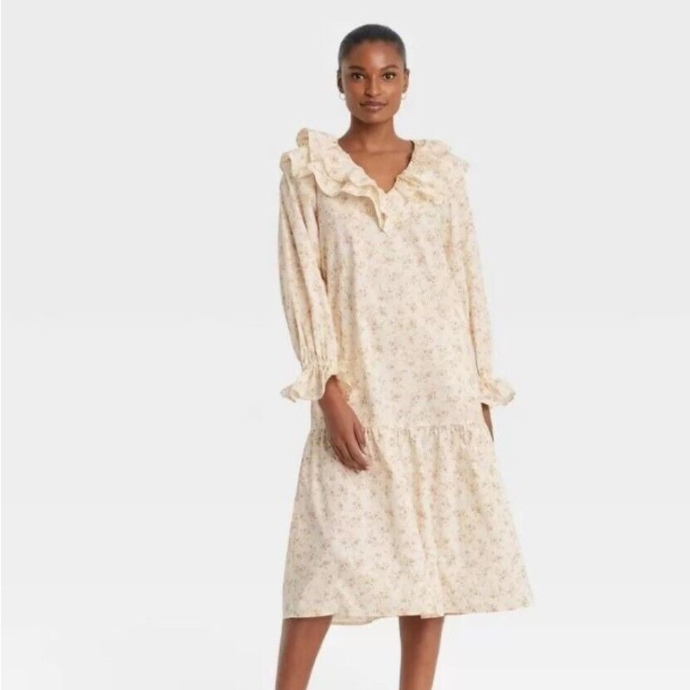 Who What Wear Ruffle Cream Floral Dress